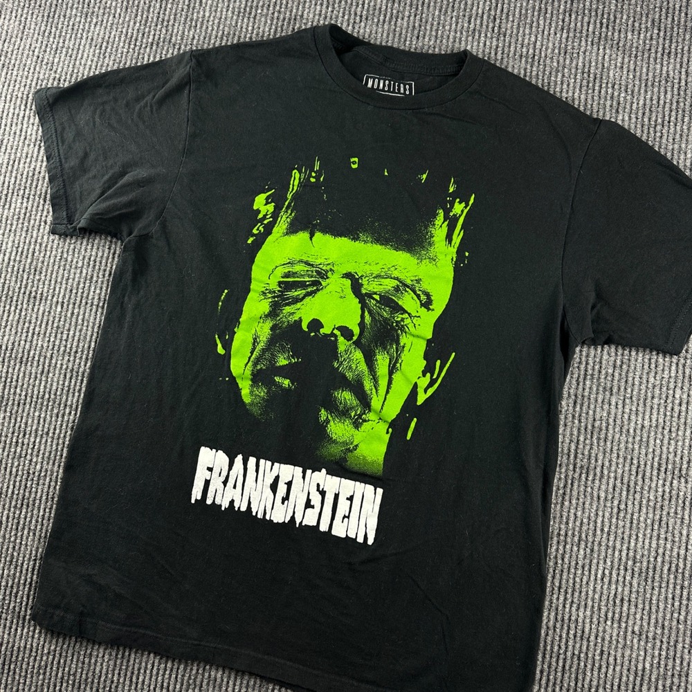 Universal Monsters Frankenstein Glow In The Dark Graphic T-Shirt Mens Large